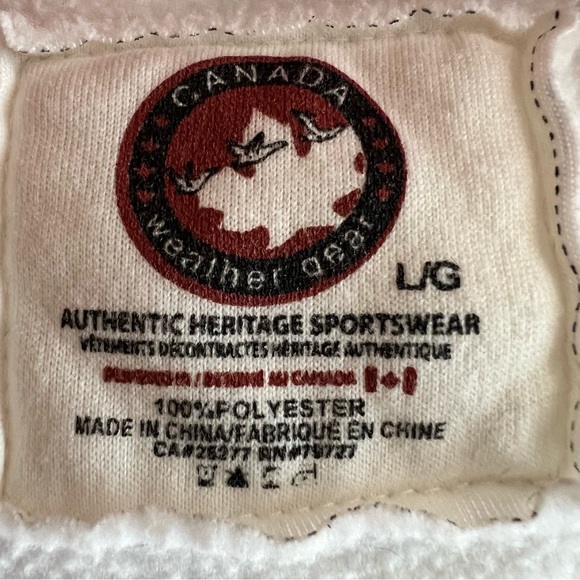 Canada Wear Hoodie Size Large Applique full zipper - Picture 2 of 6